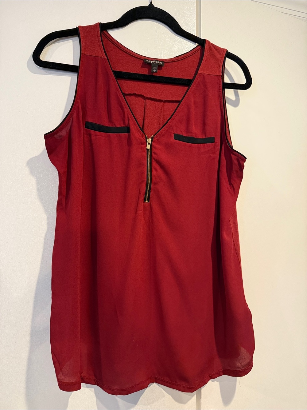 Express Red Zip-Front Sleeveless V-Neck Camisole with Black Trim